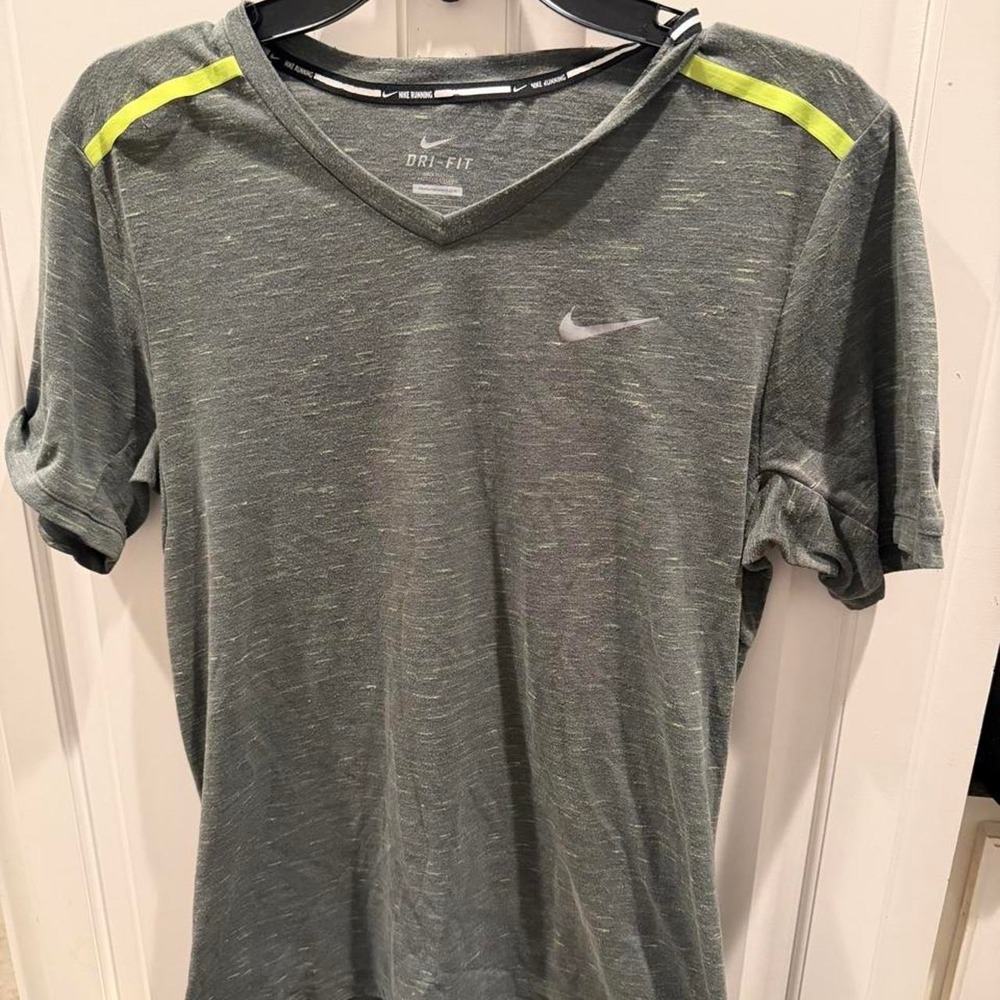 Nike Running Dri-FIT Gray Neon Green V-Neck Athletic Training Shirt Mens Small